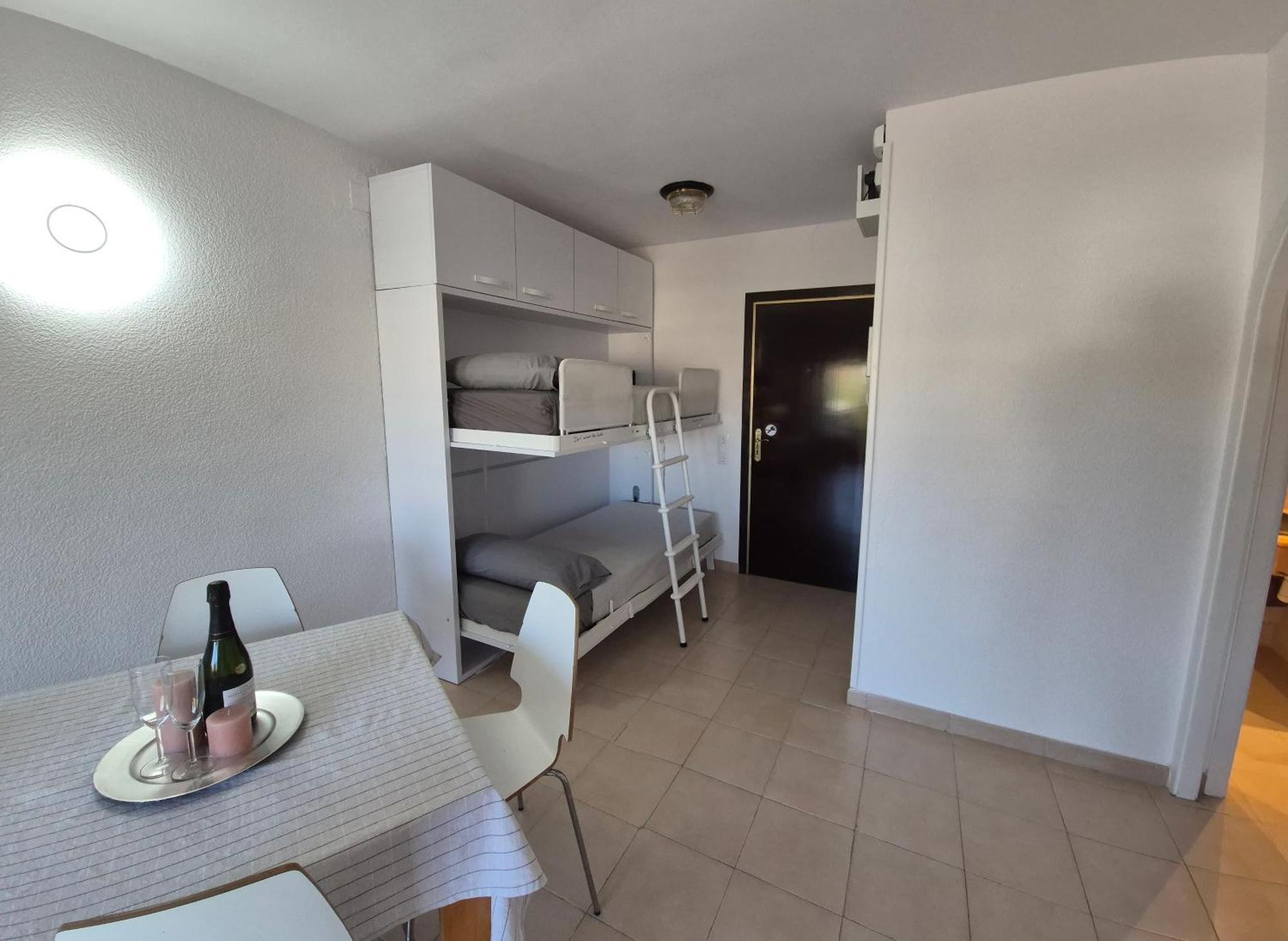 Apartamentos Ct Salou Bagian luar foto